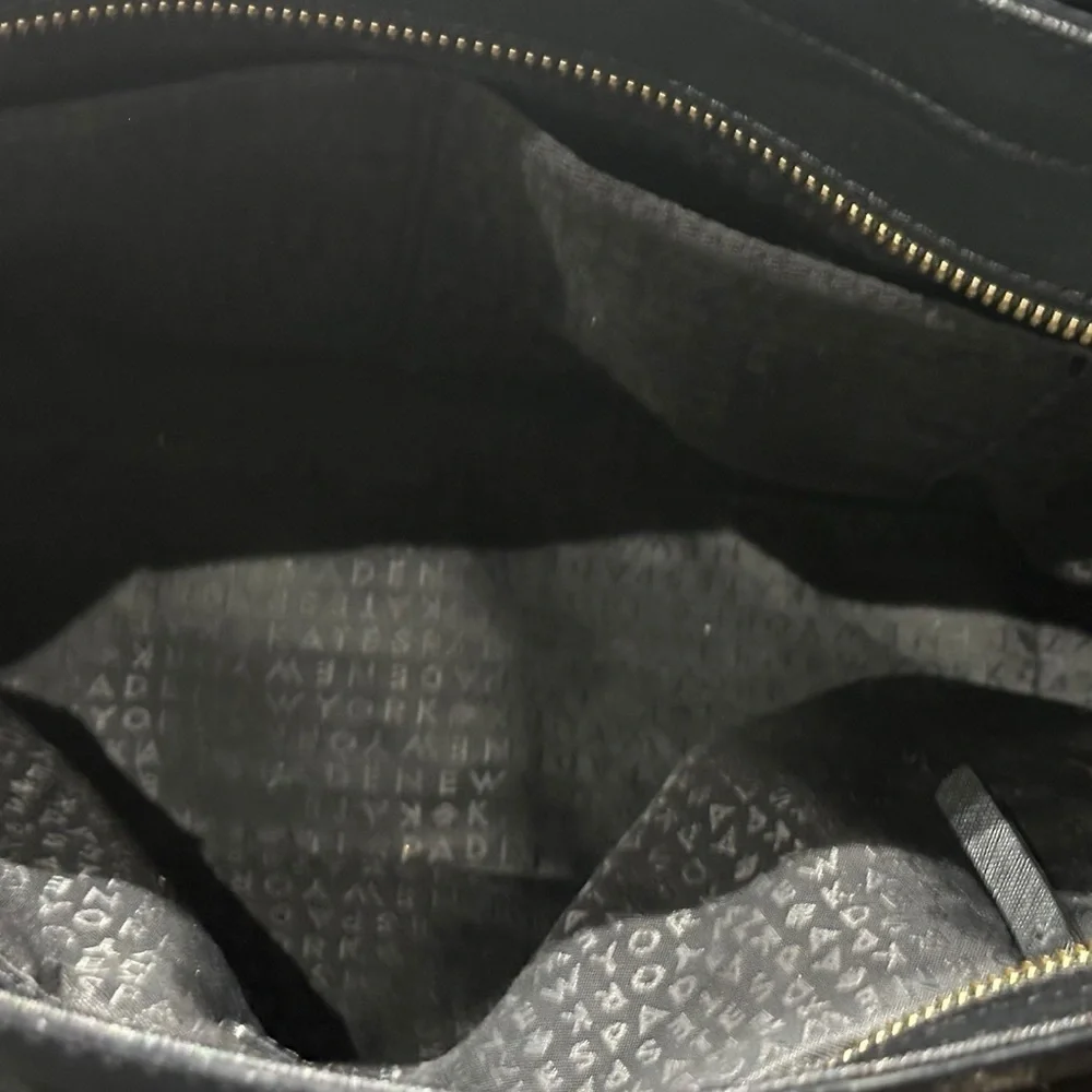 Kate Spade New York Laurel Way Dally Tote Bag in black saffiano leather